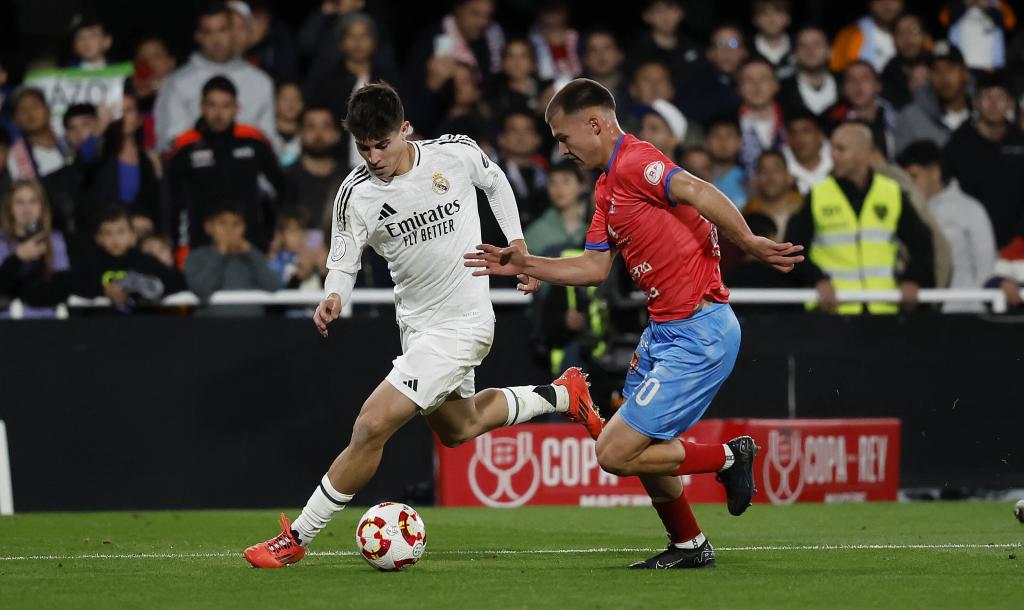 少年参与体 少年参与体