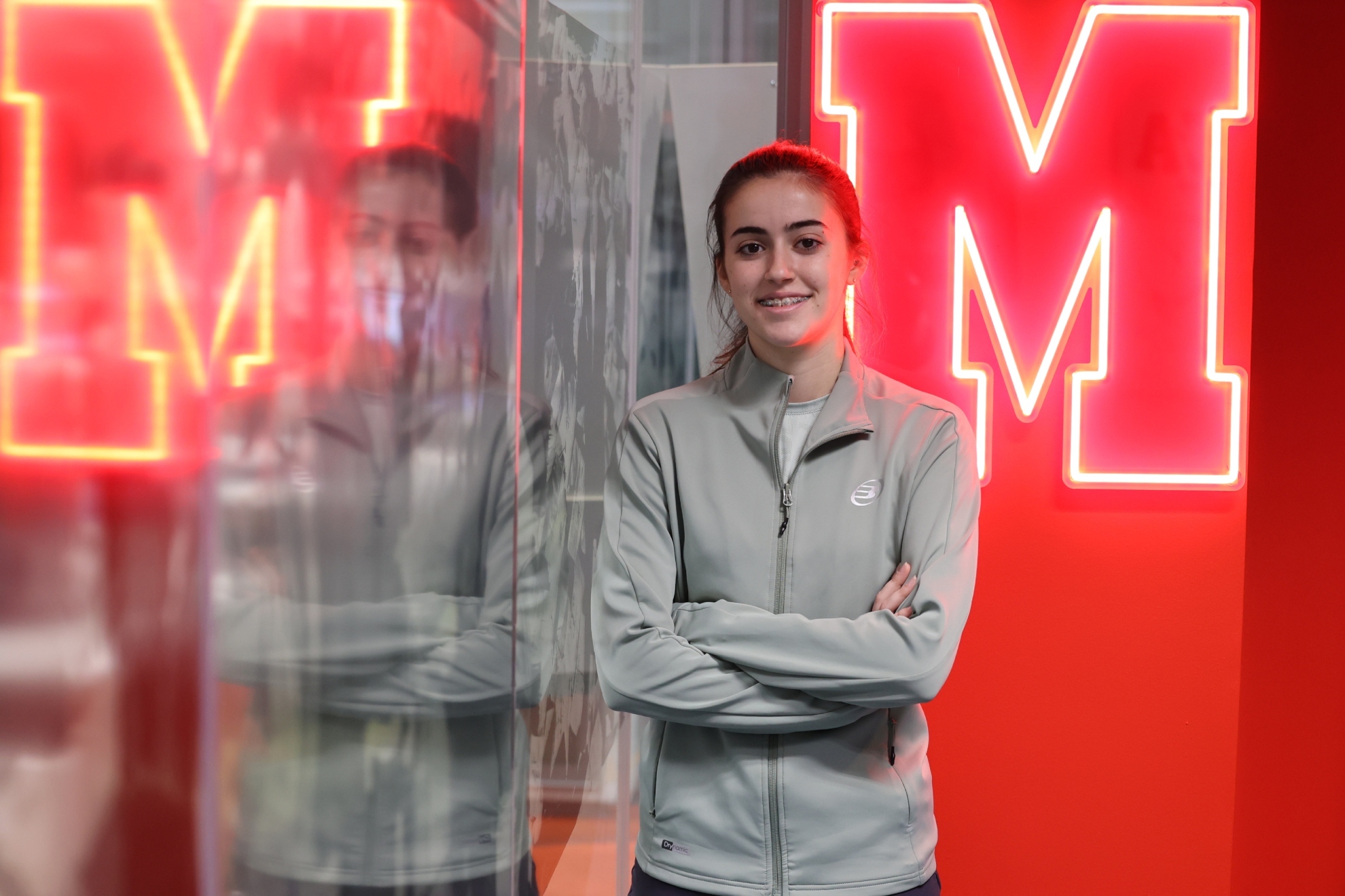 异赋予了比 异赋予了比