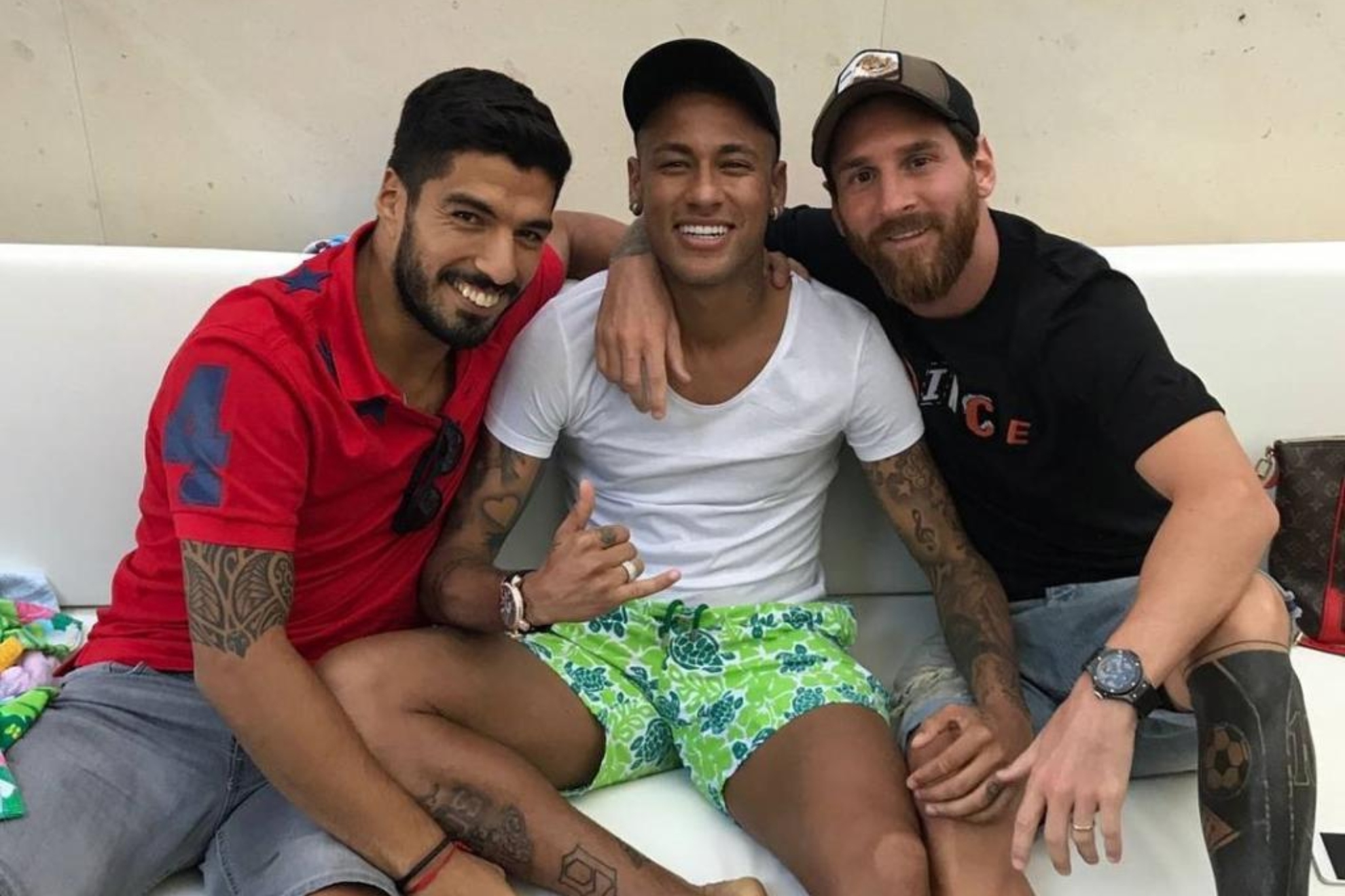 员不仅有深 员不仅有深